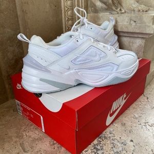 • NIKE M2K TEKNO •